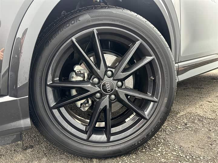 Фото 7 - Audi Q2L