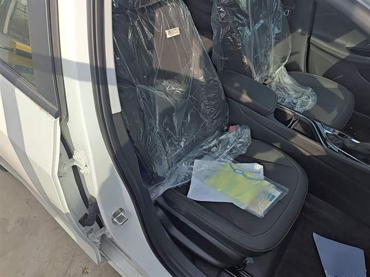 Фото 25 - Buick Verano