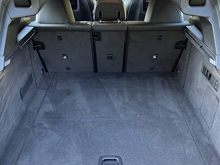 Фото 15 - BMW iX