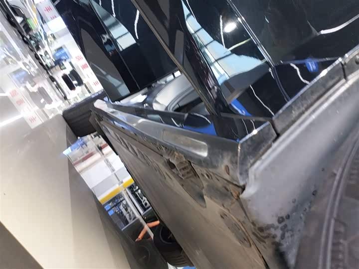 Фото 24 - BMW iX