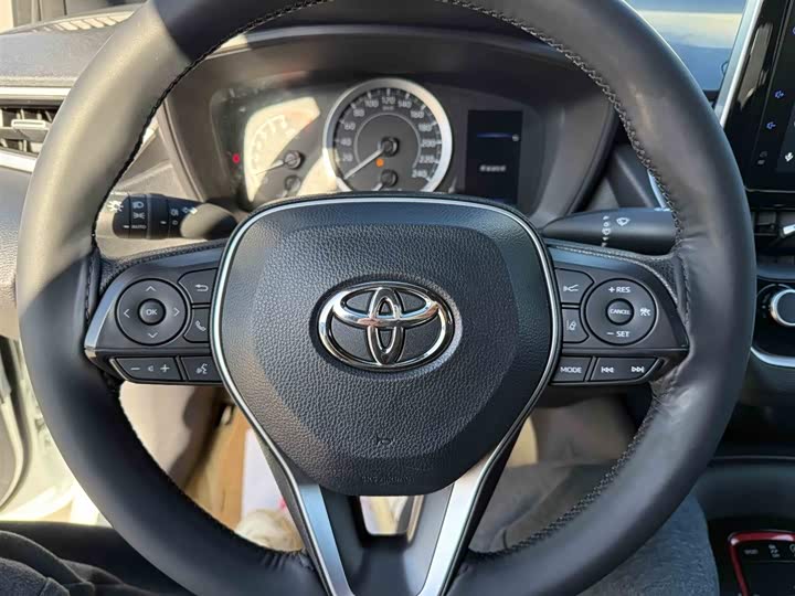 Фото 14 - Toyota Levin