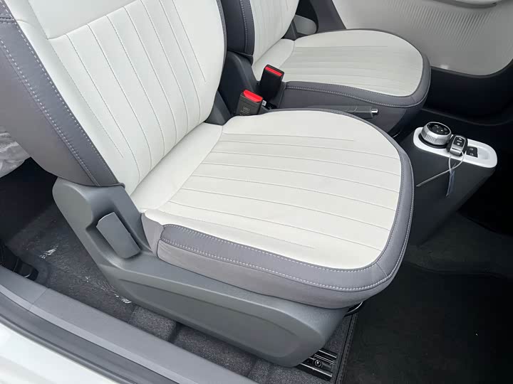 Фото 10 - Geely Galaxy Panda Mini