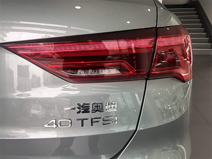 Фото 12 - Audi Q3