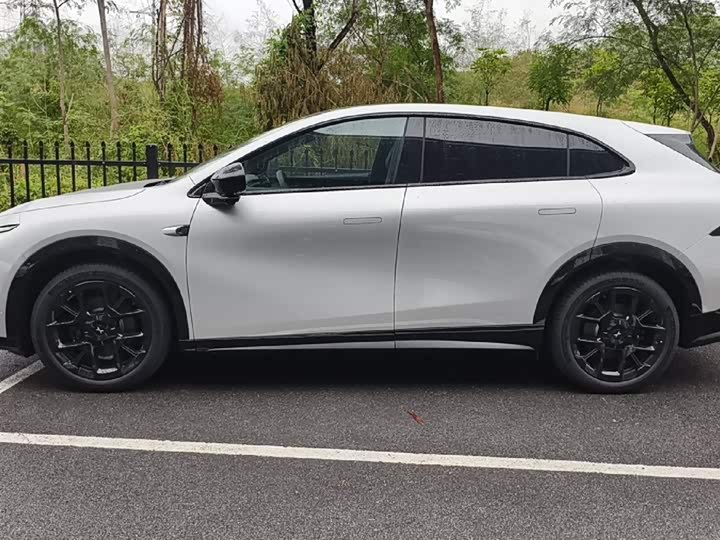 Фото 5 - XPeng G7