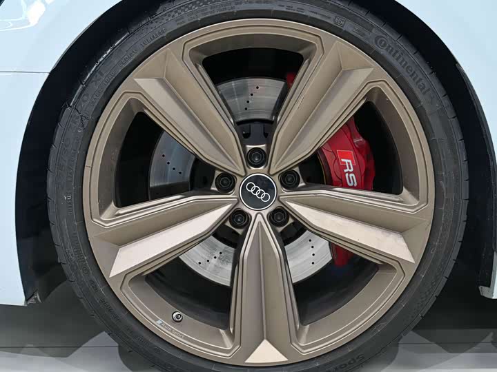 Фото 13 - Audi RS 5