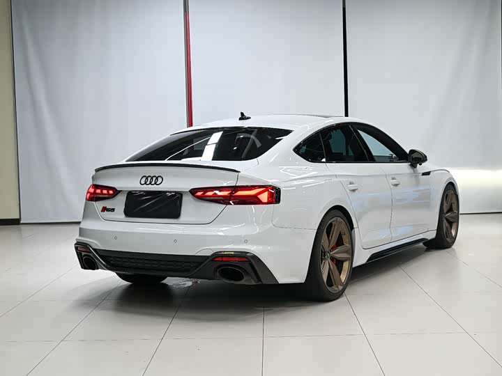 Фото 5 - Audi RS 5