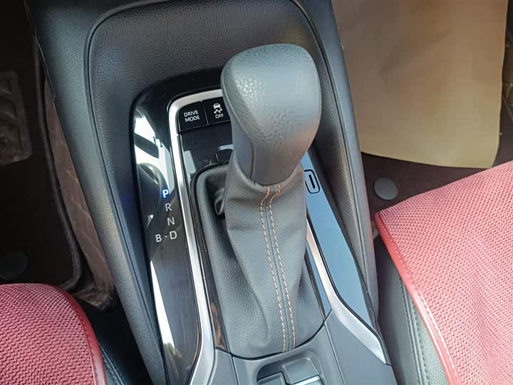 Фото 16 - Toyota Levin