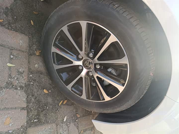 Фото 9 - Toyota Levin