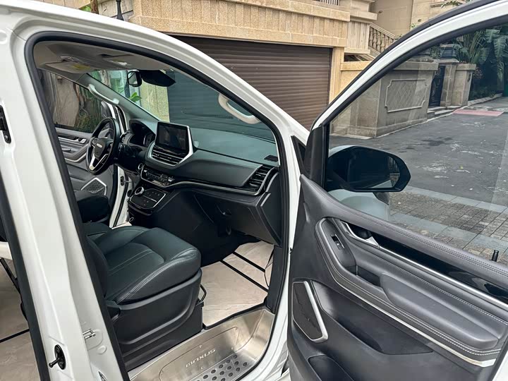 Фото 19 - Maxus G20