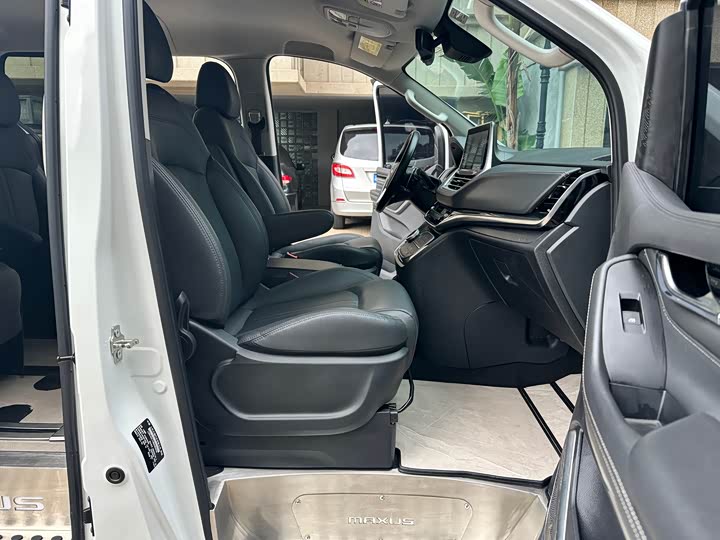 Фото 32 - Maxus G20