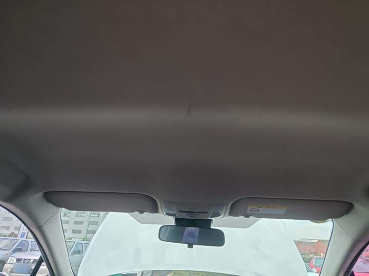 Фото 18 - Toyota Corolla