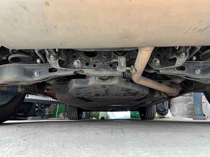 Фото 23 - Toyota Wildlander Hybrid