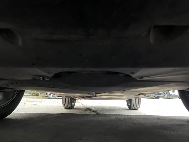 Фото 28 - Toyota Wildlander Hybrid