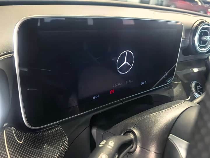 Фото 13 - Mercedes-Benz C-Class