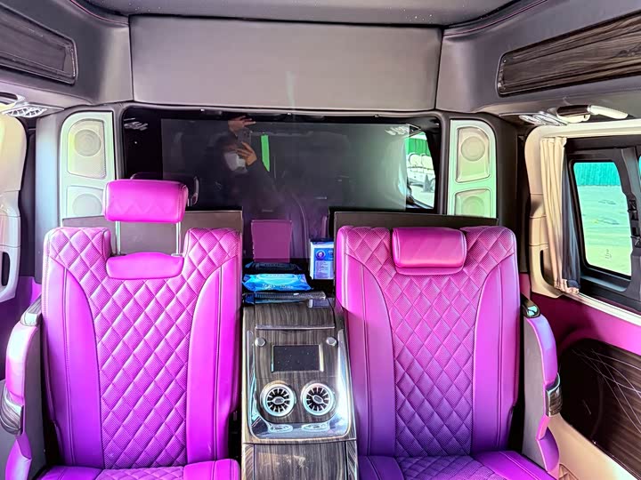 Фото 9 - Mercedes-Benz Vito