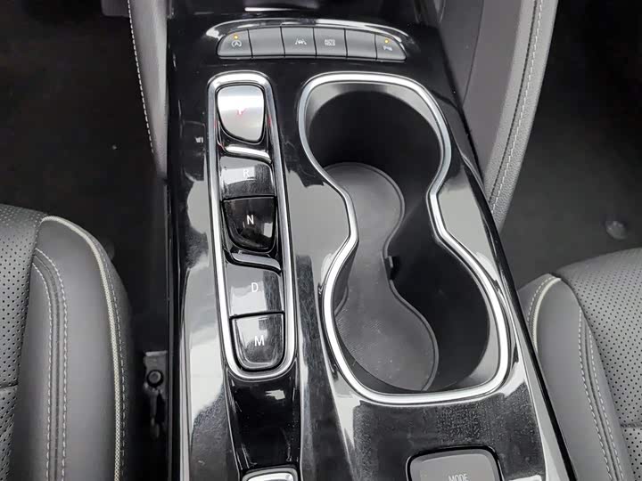 Фото 13 - Buick Envision Plus