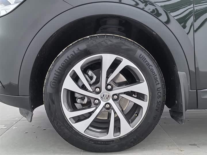 Фото 17 - Buick Envision Plus