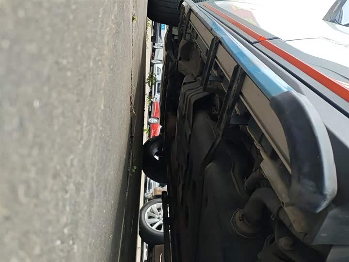 Фото 22 - Geely Atlas