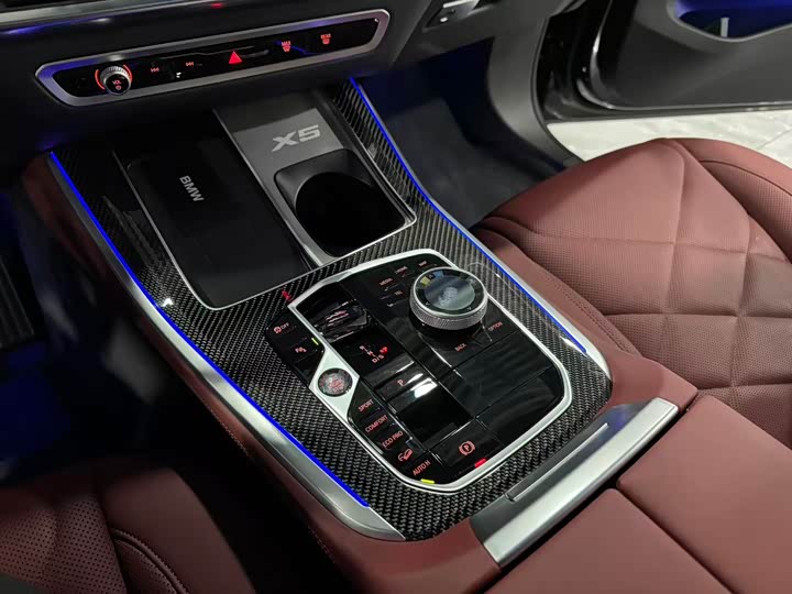 Фото 11 - BMW X5