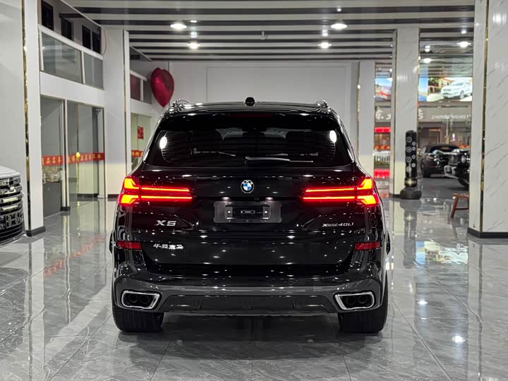 Фото 18 - BMW X5