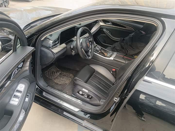 Фото 23 - Hongqi H9