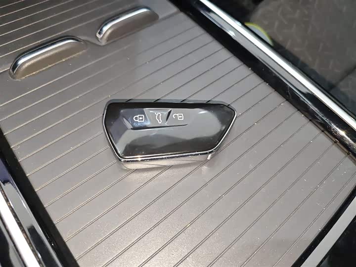 Фото 9 - Volkswagen ID.4 X