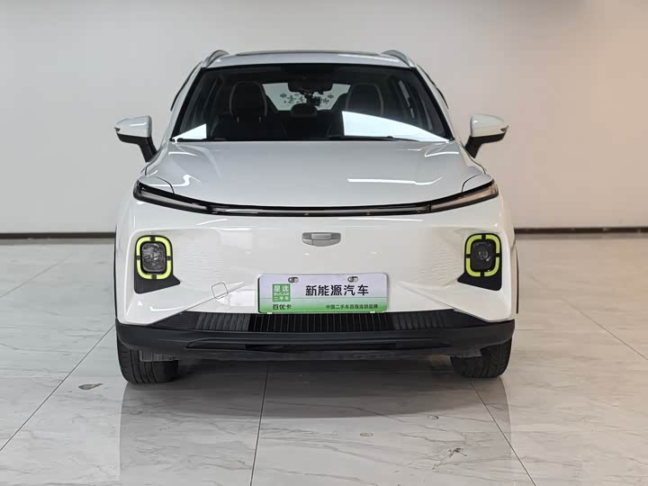 Фото 2 - Geely Geometry E Firefly
