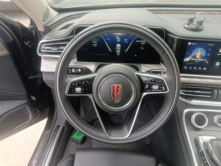 Фото 17 - Hongqi H9