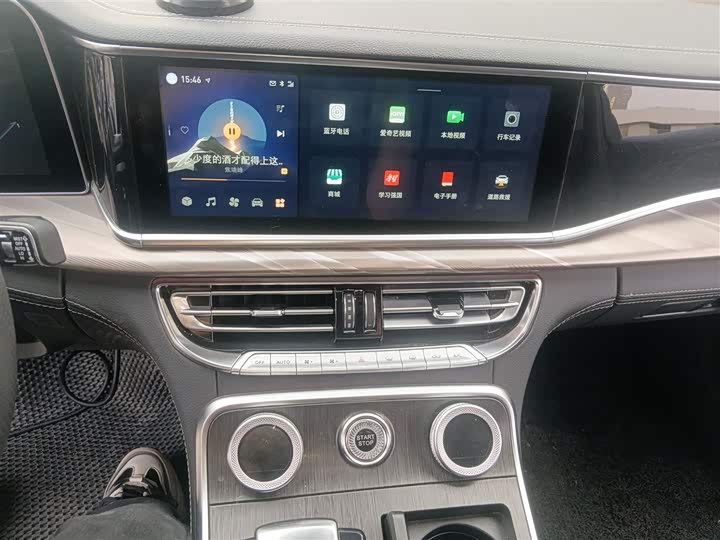 Фото 20 - Hongqi H9