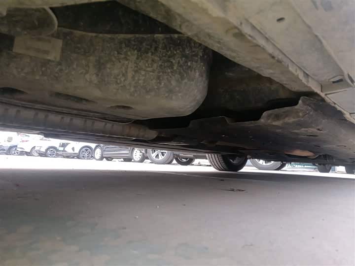 Фото 4 - Hongqi H9