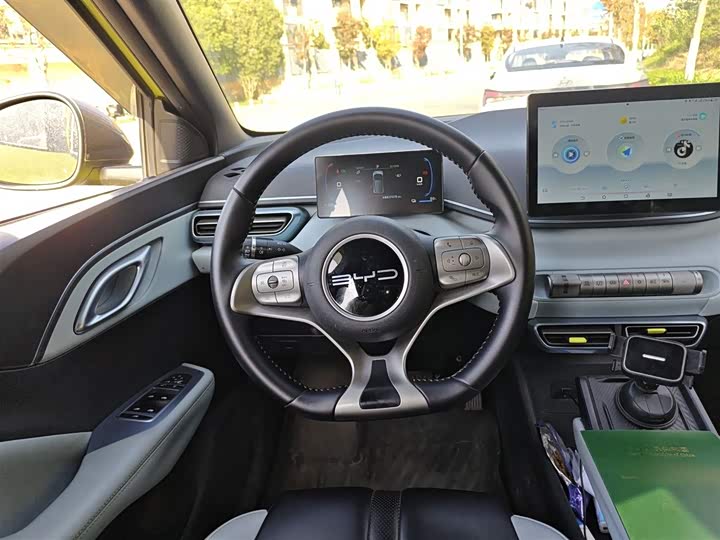 Фото 12 - BYD Seagull