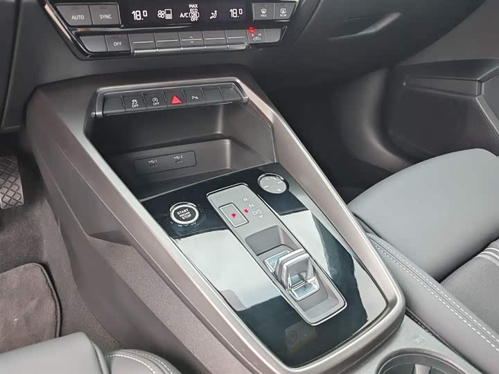 Фото 19 - Audi A3