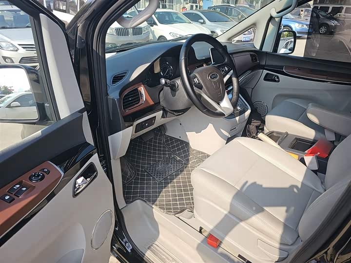 Фото 16 - JAC Refine L5