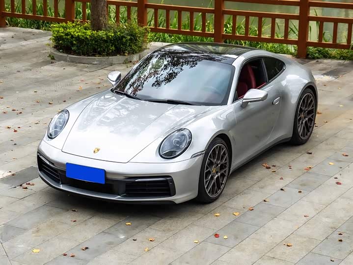 Фото 1 - Porsche 911