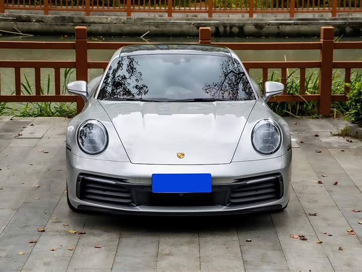 Фото 2 - Porsche 911