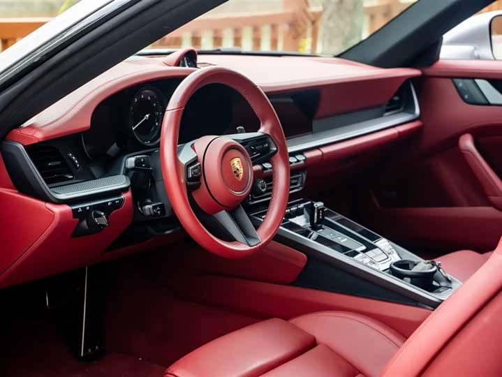 Фото 8 - Porsche 911