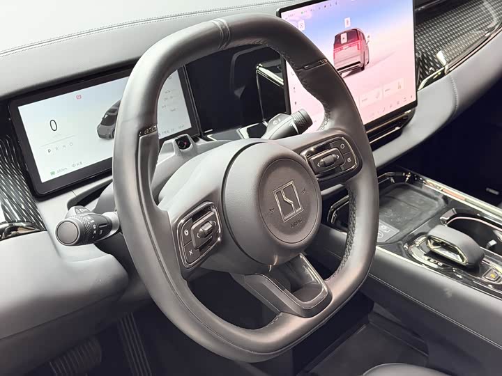 Фото 4 - Zeekr 009