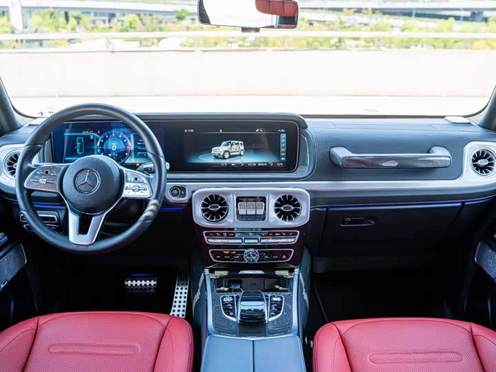 Фото 13 - Mercedes-Benz G-Class