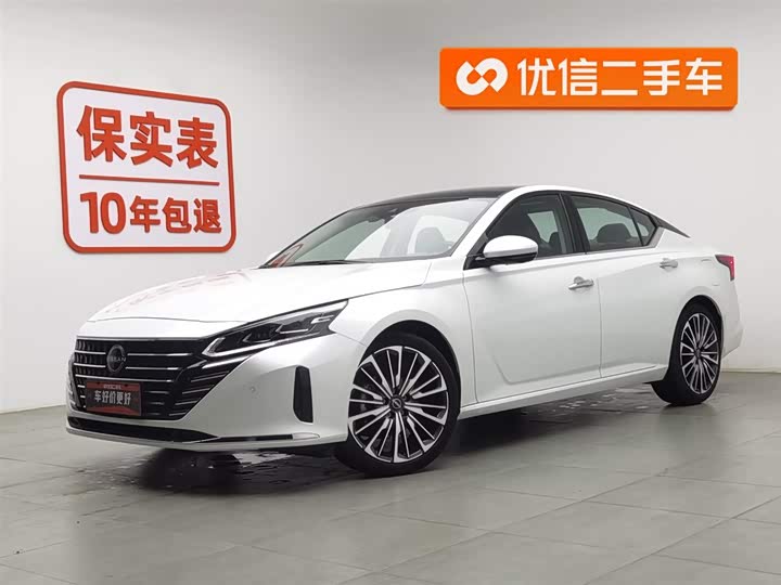 Фото 1 - Nissan Teana