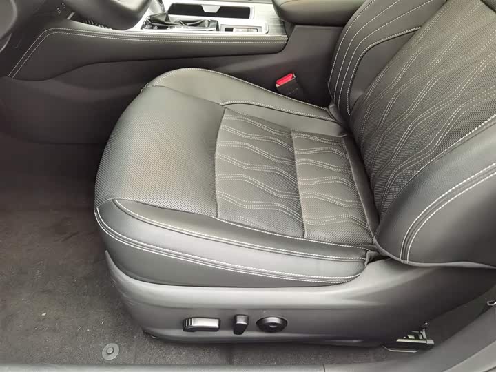 Фото 20 - Nissan Teana