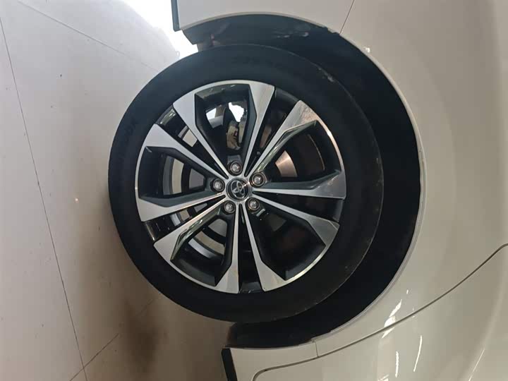 Фото 26 - Toyota Granvia