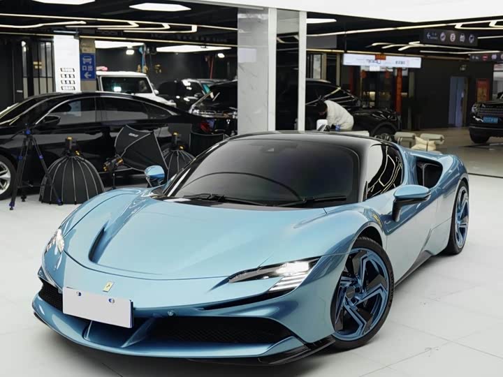 Фото 1 - Ferrari SF90