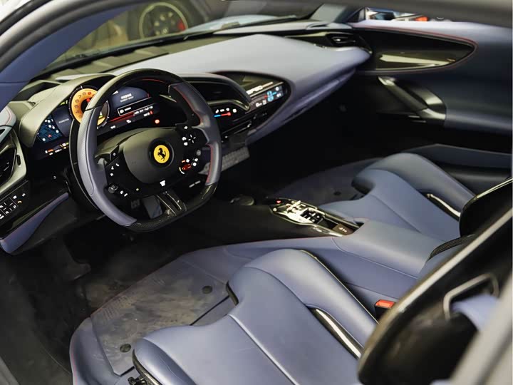 Фото 3 - Ferrari SF90