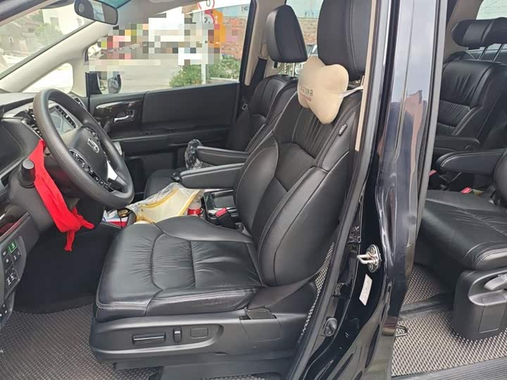 Фото 17 - Honda Odyssey