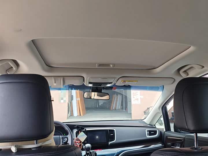 Фото 20 - Honda Odyssey