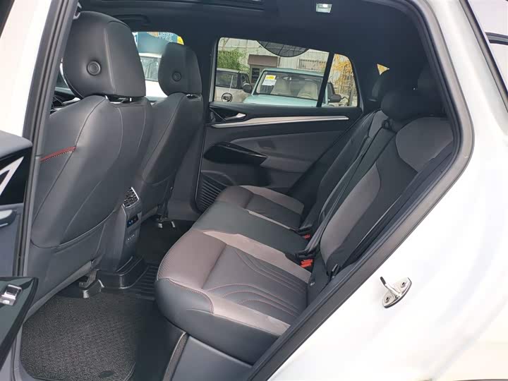 Фото 16 - Volkswagen ID.4 Crozz