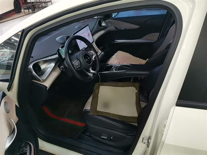 Фото 15 - BYD Dolphin