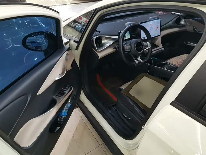 Фото 16 - BYD Dolphin