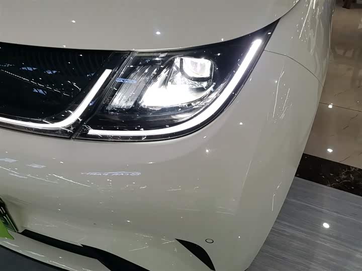 Фото 24 - BYD Dolphin