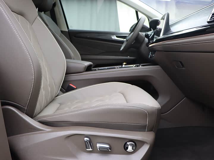 Фото 7 - Volkswagen Viloran